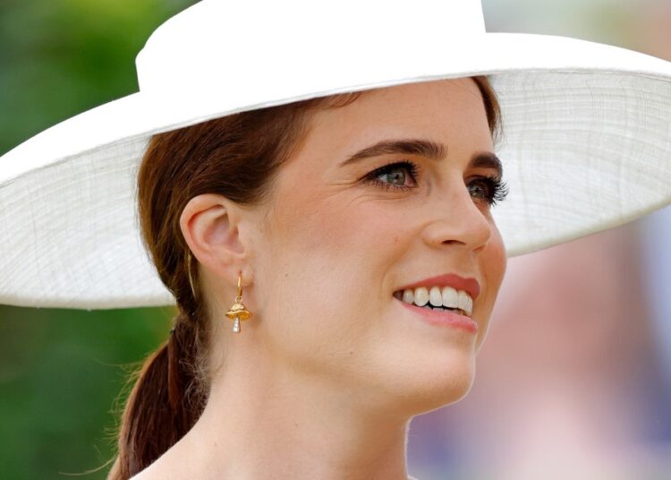 Princesa Eugenie e Jack Brooksbank esperando seu terceiro filho, anuncia Palace