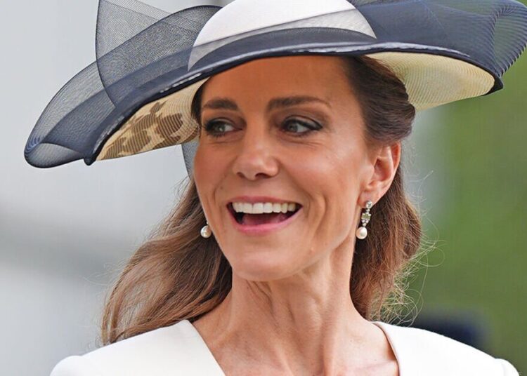 Princesa Kate deixa fãs sem palavras ao abordar questão complicada | Real | Notícias