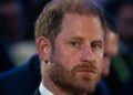 Príncipe Harry ‘chateado’ depois de ver foto de aniversário da família real – reportagem