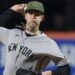 Recém-saído do rali tardio, os Yankees pretendem perturbar os Royals novamente