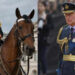 Rei Charles 'chocado e triste' quando soldado morre após cair do cavalo no Royal Windsor Horse Show