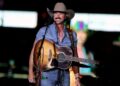 Riley Green é a manchete do Big Vegas Bash da ACM e arrecada US$ 20 mil para caridade