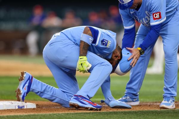 Royals 3B Maikel Garcia sai com lesão no tendão da coxa