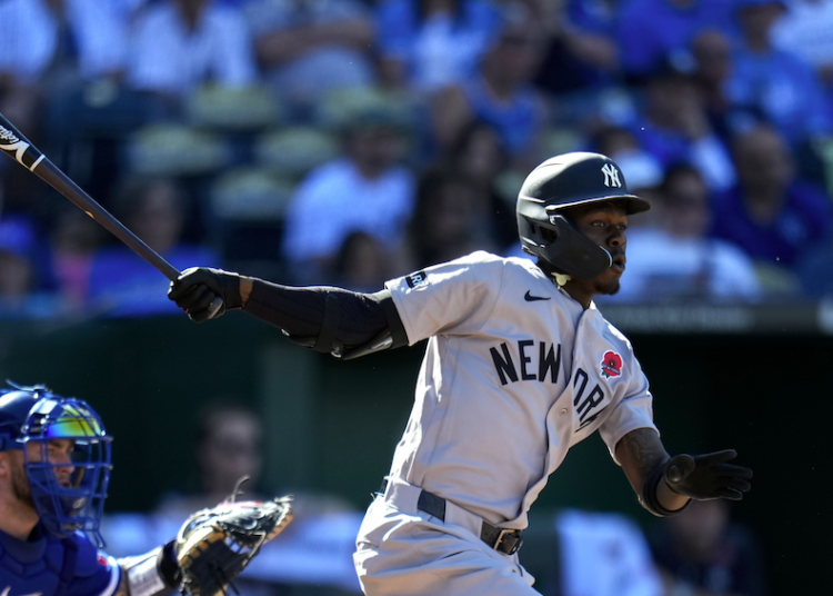 Royals Bullpen derrete na nona entrada enquanto os Yankees se reúnem para a vitória por 4-3