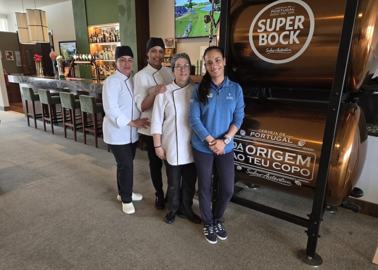 Salgados Golf Club melhora a experiência do Clubhouse com novas ofertas de comida e bebida e entretenimento