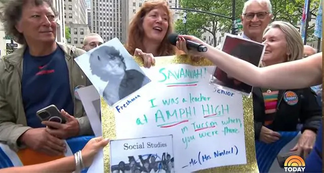 Savannah Guthrie agradece a sua ex-professora que visitou o programa “Today” durante sua saída abrupta