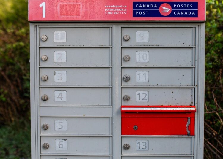 Solicitações de revisão do Royals: Envie-nos suas perguntas sobre mala postal!