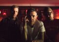 Sparta estreia o videoclipe “Without Your Hands”; novo álbum 'Cut A Silhouette' será lançado hoje