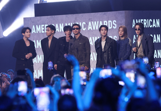 'Swim' do BTS vence Canção do Verão no AMAs
