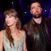 Taylor Swift e Travis Kelce desfrutam de uma noite aconchegante em Londres em meio à agitação do casamento
