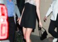 Taylor Swift usa um minivestido Valentino com um toque chamativo em um jantar em Nova York