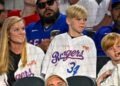 Texas Rangers ensanguentado por não se curvar após vitória sobre o Kansas City Royals