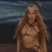 Tiara Karya Rinaldy Yunardi usada por Shakira no último videoclipe