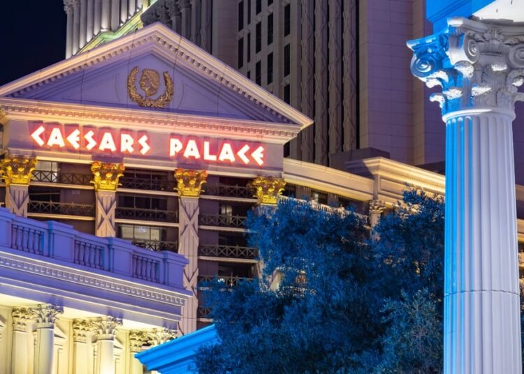 Tilman Fertitta adquirirá Caesars Entertainment por US$ 5,7 bilhões