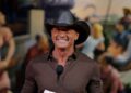 Tim McGraw descobriu que tinha um pai famoso quando tinha 11 anos – Celebrity News – Entretenimento