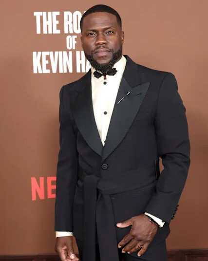 Tom Brady invade Netflix de Kevin Hart e bate na esposa da estrela