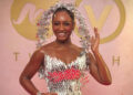 Vestidos de pão e vestidos inspirados em catedrais no espetáculo de moda da Nigéria