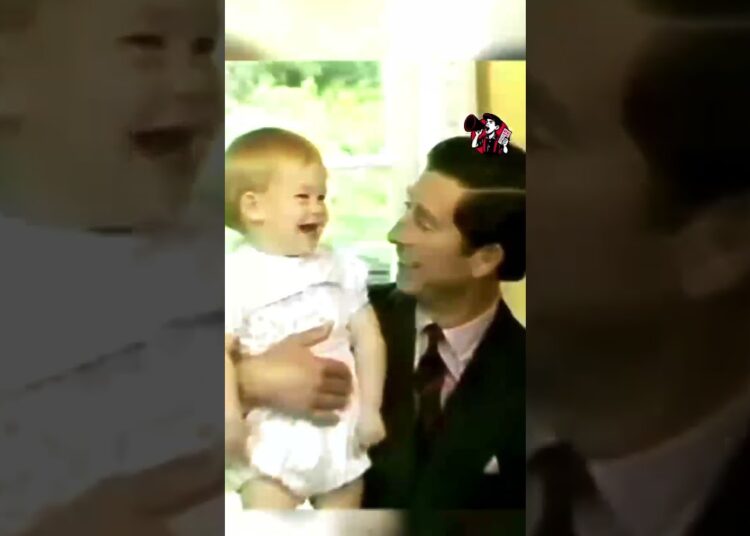 Amor incondicional. La foto de su hijo, en el lugar más visible 💔👑