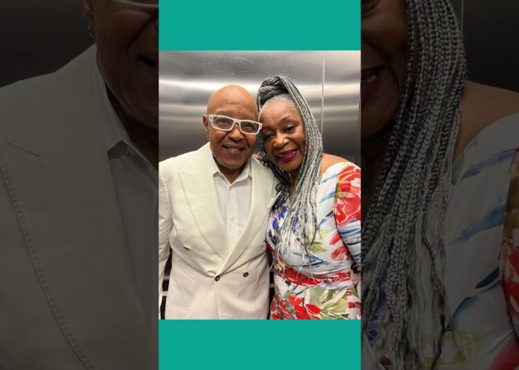 Morre Peabo Bryson, voz de canções da Disney, aos 75 anos