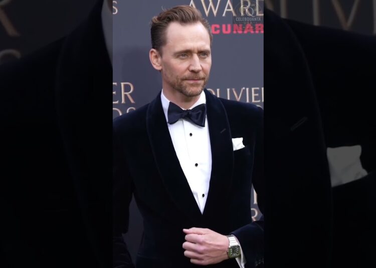 Hiddleston’s Biggest Career Twist 😱 #shorts #tomhiddleston #loki #marvel #mcu #hollywood #actors