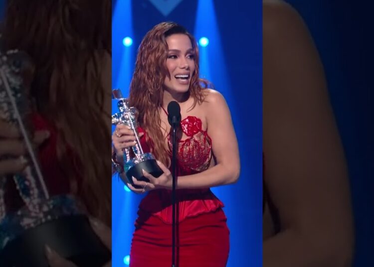 Anitta becomes the first Brazilian artist to win a VMA! | #VMAs #Shorts #anitta