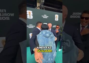 O REENCONTRO DE RONALDO E RONALDINHO ROUBOU A CENA NA COPA! #fofoca #celebridades #famosos