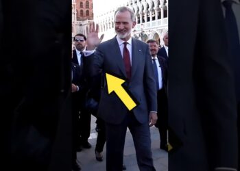 Cuando la FAMA te PERSIGUE incluso FUERA de tu PAÍS