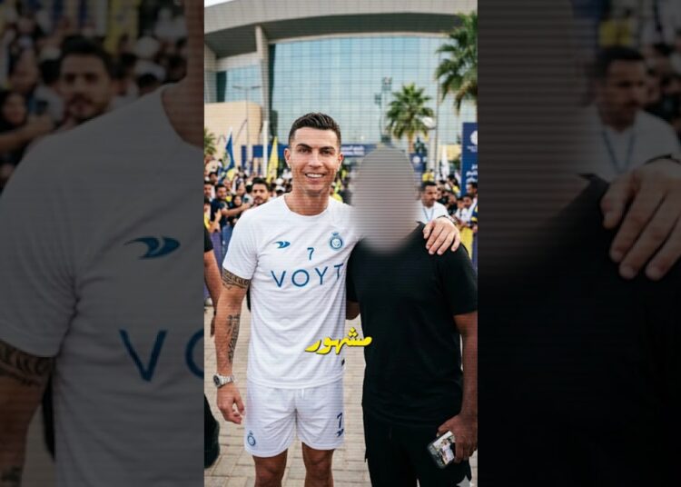 مطرب برازيلي شهير يتدخل بنفسه! رسائل خاصة لنجوم البرتغال: “مرروا لرونالدو!”