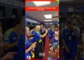 Jogadores de Curaçao festejam com a realeza