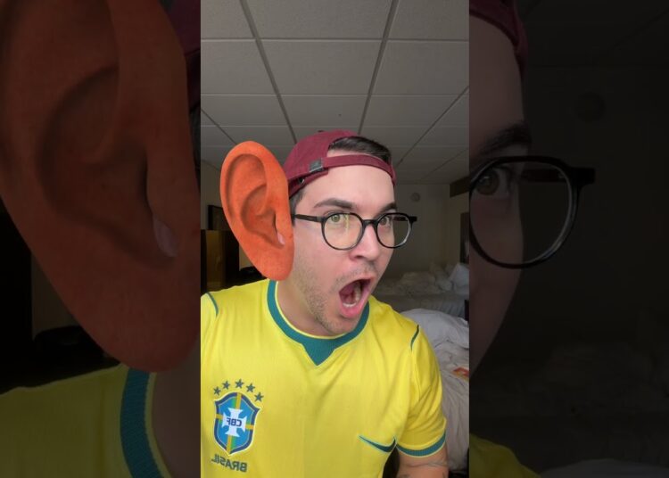 EU OUVINDO AS FOFOCAS DAS MENINAS DA MINHA SALA #peppapig