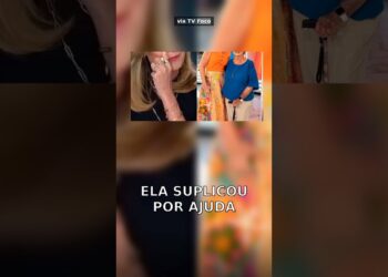 Apresentadora chora ao vivo e suplica ajuda por mãe em estado grave #Shorts