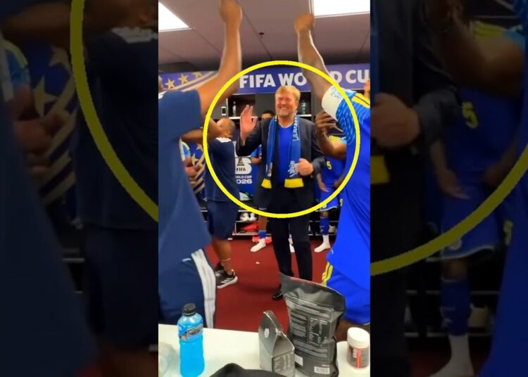 ¿Y si FELIPE VI y LETIZIA HICIERAN lo MISMO en el MUNDIAL de FÚTBOL?