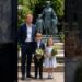 Prince Harry visits princess Diana’s grave !