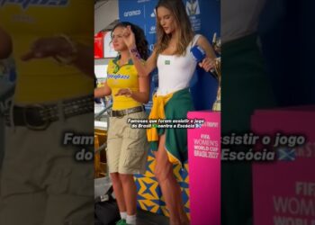 Famosos que foram assistir o jogo do Brasil contra a Croácia. Oque acharam?