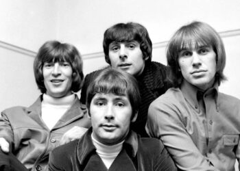 60 anos atrás, um clássico do rock escrito para outra banda alcançou o primeiro lugar