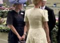 A Duquesa de Edimburgo faz gesto romântico no Royal Ascot na véspera do aniversário de casamento