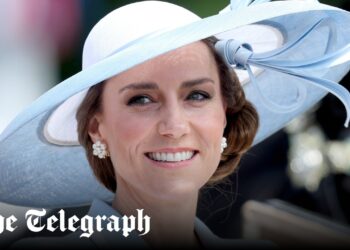 A Princesa de Gales moderniza o visual de Diana de 1987 em Trooping the Color