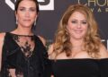 A escritora de damas de honra, Annie Mumolo, detalha o enredo de Vegas e a cena do avião