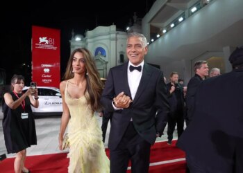 A esposa de George Clooney, Amal, revela como sua vida mudou após o casamento