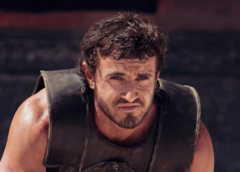A estrela do gladiador Russell Crowe classifica a sequência de Ridley Scott como um 'fracasso'