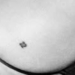 A minúscula nova tatuagem de Hailey Bieber parece ter um duplo significado envolvendo Jack