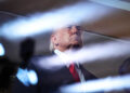A queda de Trump de celebridade de Nova York para pária