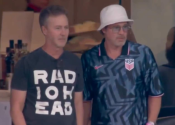 A reunião surpresa de Brad Pitt e Edward Norton na Copa do Mundo FIFA 2026 leva os fãs ao frenesi