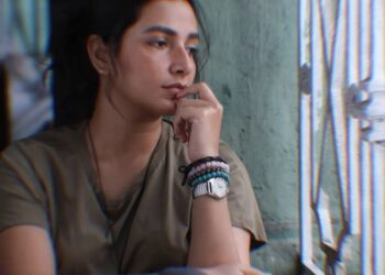 A última faixa do filme Abhhiman é uma canção agridoce de amor perdido