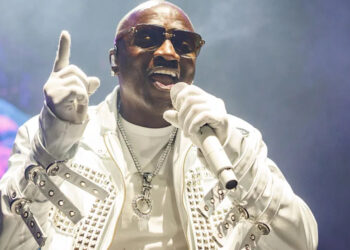 Akon diz que dá conselhos sobre poligamia a Ne-Yo: ‘Você precisa ser honesto’