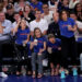 Alana Haim reage às críticas de seu fandom dos Knicks, apesar de ter nascido e sido criada em Los Angeles