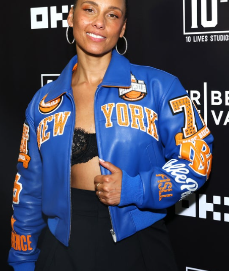 Alicia Keys e Nas comemoram o campeonato dos Knicks com músicas da cidade de Nova York no Tribeca Fest