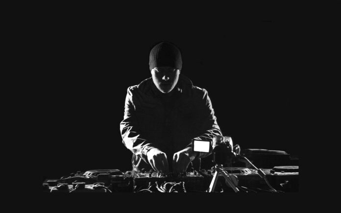 Apple Music revela acidentalmente o primeiro single de Eric Prydz em sua nova gravadora