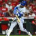 As lutas de Santillan continuam, desfaz-se em 9º quando os Reds caem para os Royals por 5-2