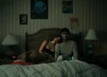 Assista: Elenco de ‘Obsession’ fala sobre a perfeição assustadora de Nikki